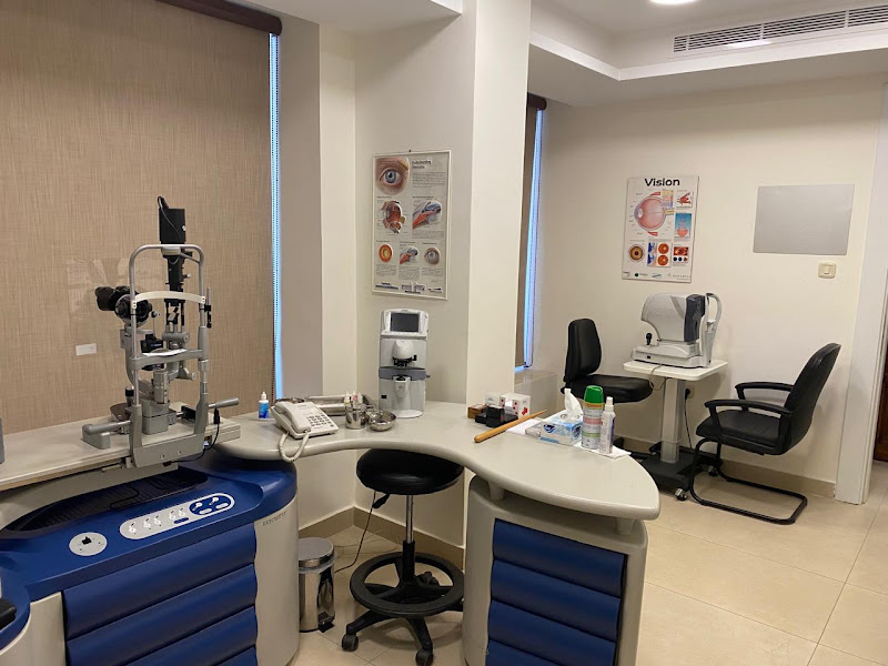 Dr. Mahmoud Mubaidien Eye Clinic